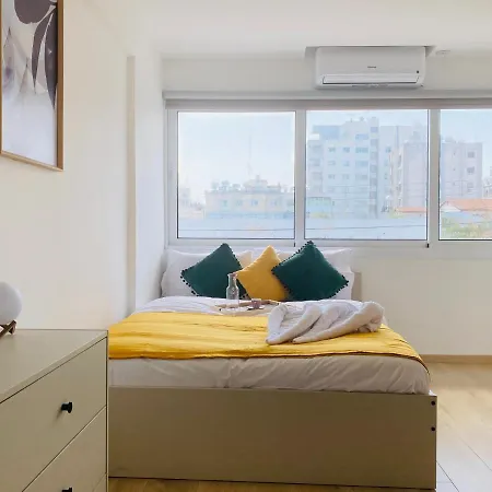 Apartment Pink Flamingo 1-br In Larnaka
