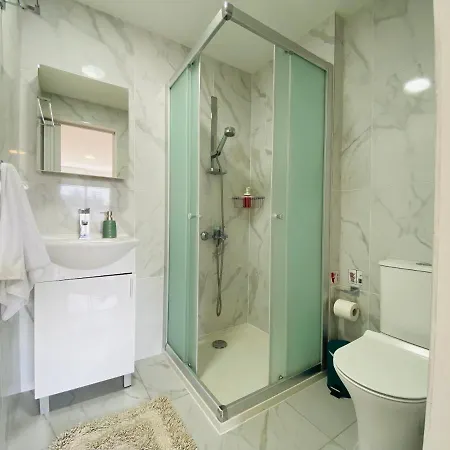 Apartment Pink Flamingo 1-br In Larnaka