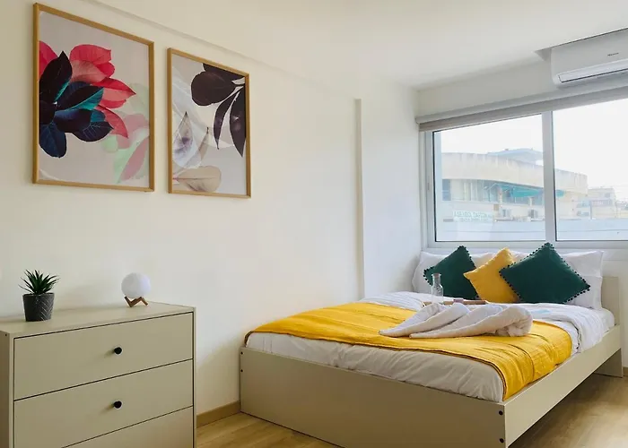Pink Flamingo 1-br In Appartement